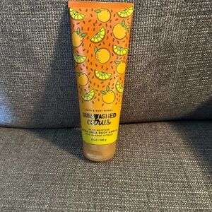 Bath & Body Works Sun-Washed Citrus Body Cream in Orange